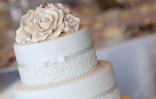 grocery store wedding cakes