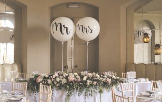 balloon wedding decorations