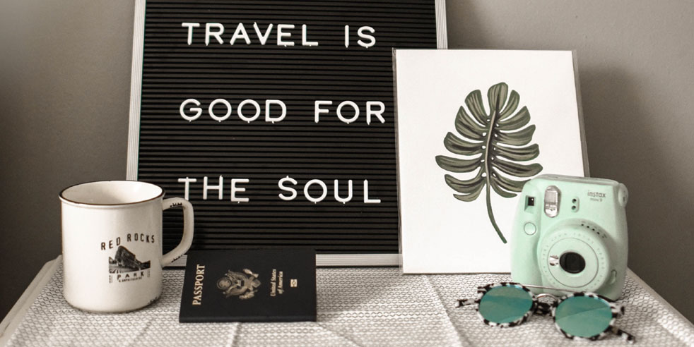 packing and travelling light