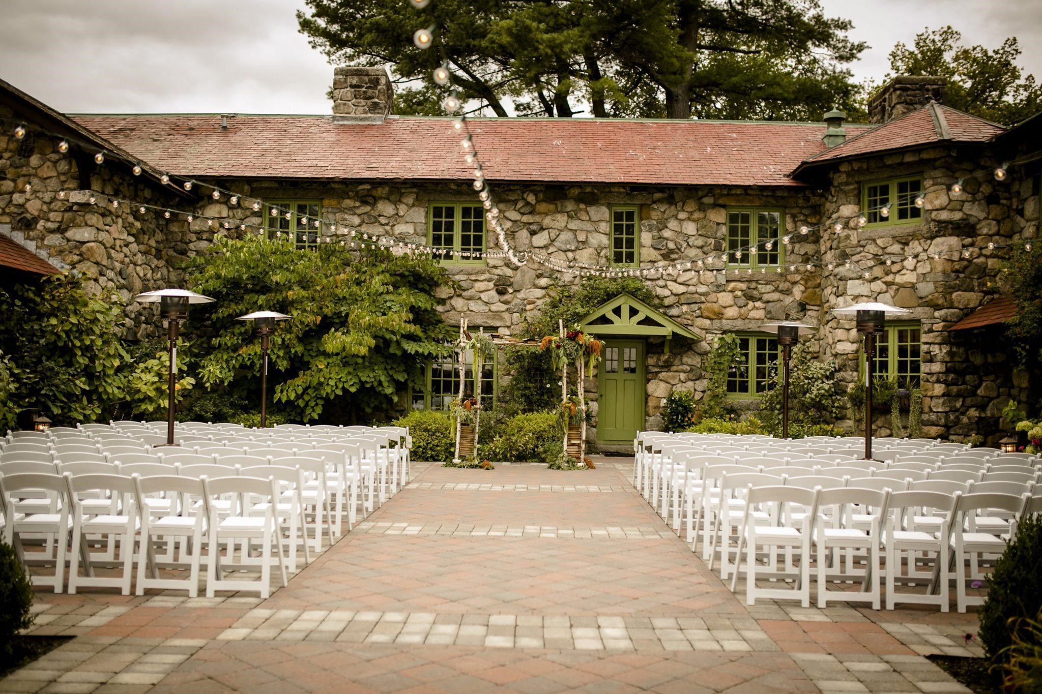 Wedding venue - Willowdale Estate
