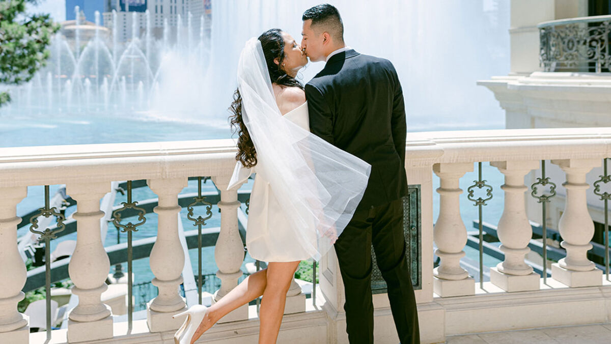 vegas wedding dress