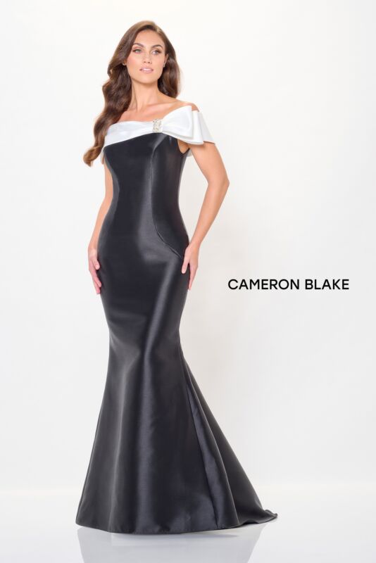 Black/Ivory