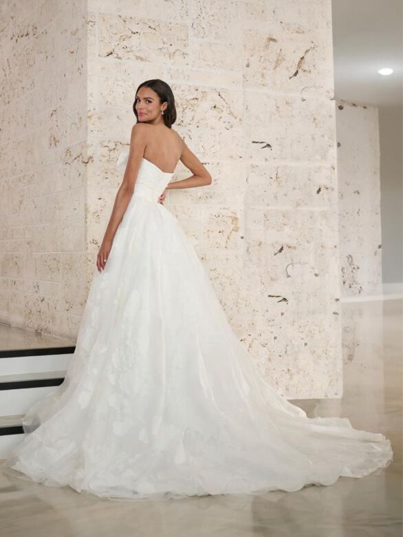 Adrianna Papell 31303 Removable Bow Strapless Bridal Gown