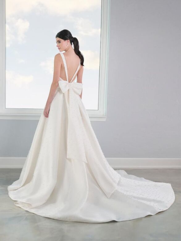 Adrianna Papell 31307 Bow Back Pleated Midriff Bridal Gown