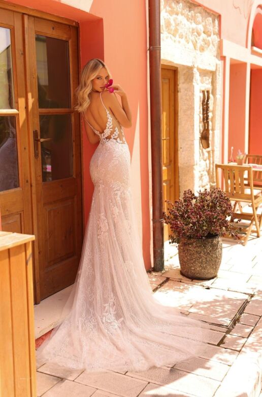 Amarra 84407 Fiona Fit-And-Flare Plunging Neck Wedding Dress