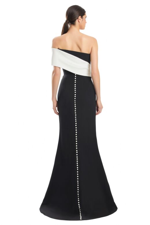 Alexander by Daymor 1981 Off-The-Shoulder Sleeve Dress
