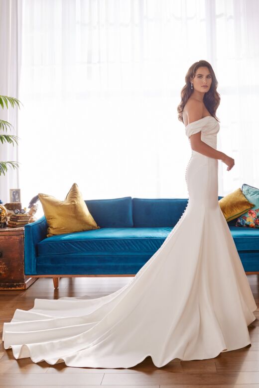 Martin Thornburg MT5109 Kailey Off-The-Shoulder Trumpet Wedding Gown