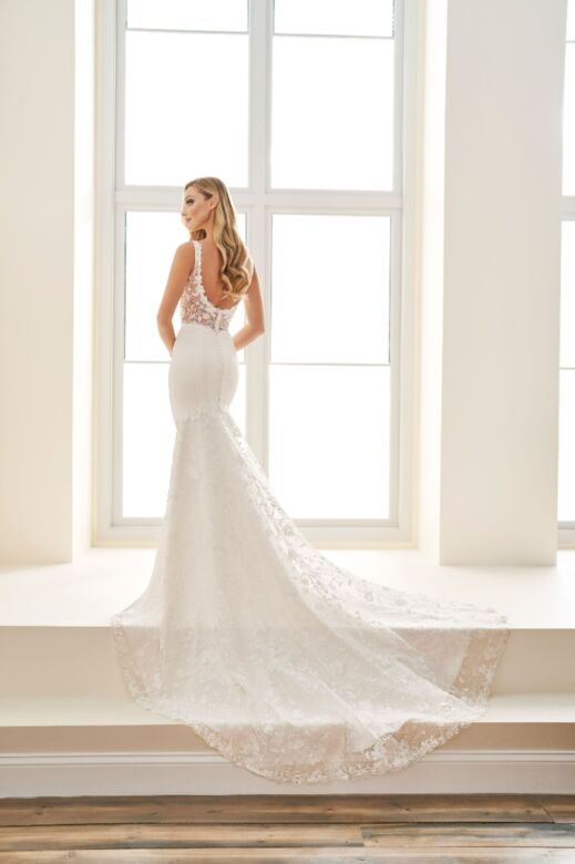 Enchanting by Mon Cheri E506 Lace Back Square Neck Wedding Gown