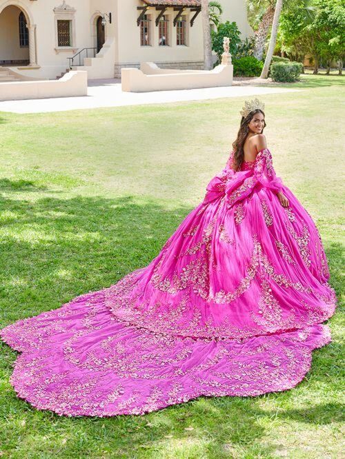 House of Wu 26075 Bow Back With Detachable Train Quince Dress