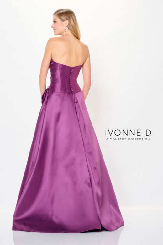 Ivonne D Exclusively for Mon Cheri ID6201 Sweetheart Neck Bow Dress