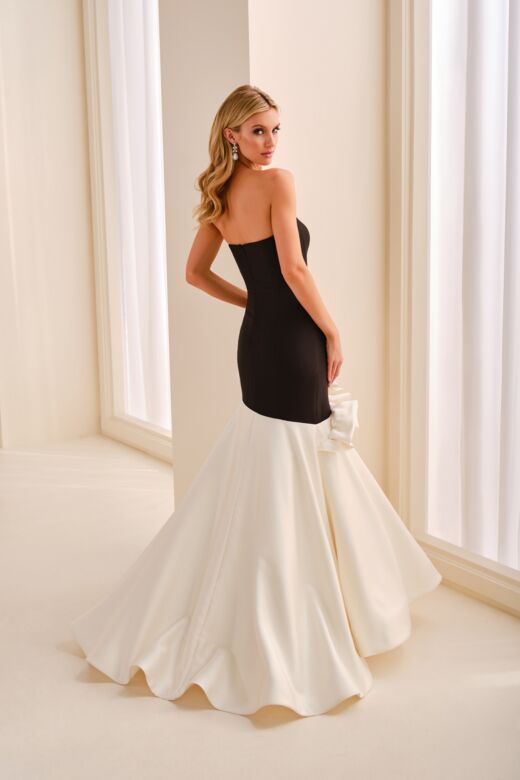 Ivonne D ID2209 Plunging Sweetheart Neck Trumpet Dress