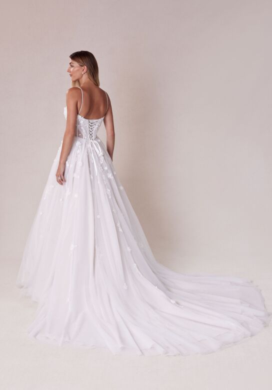 Mori Lee 2724 Samira Sweetheart Neck Illusion Bodice Wedding Gown