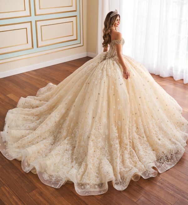 Princesa by Ariana Vara PR30177 Sweetheart Neck Quinceanera Dress