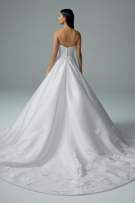 Sophia Tolli Y3200 Nala Plunging Neck Applique Hem Wedding Dress