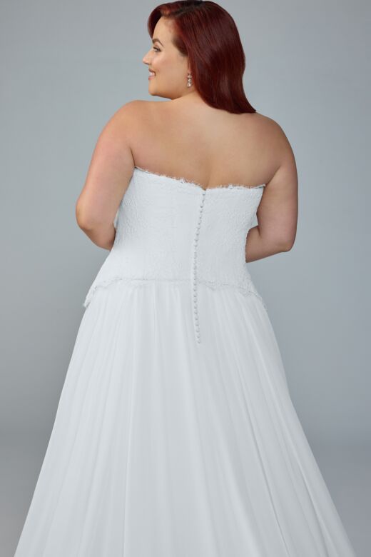 Sophia Tolli Y3223ZB Lyla Drop Wait Scoop Neck Plus Size Wedding Gown