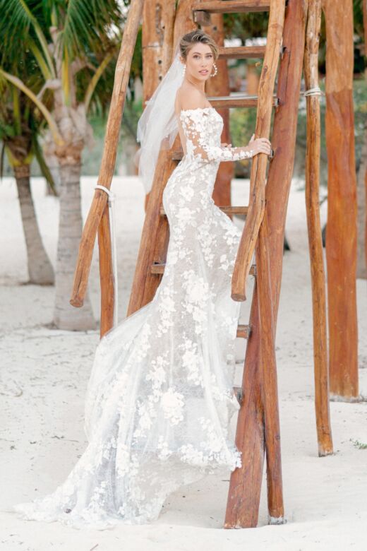 Locket 11121S Dream Long Sleeve Sheer Back Wedding Dress