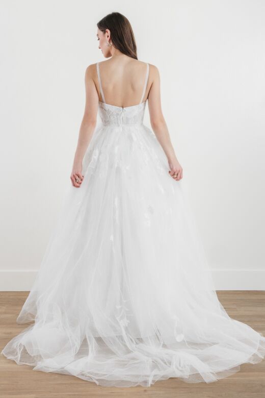 Locket 13621X Lavinia Solid Sweetheart Neck A-Line Bridal Dress