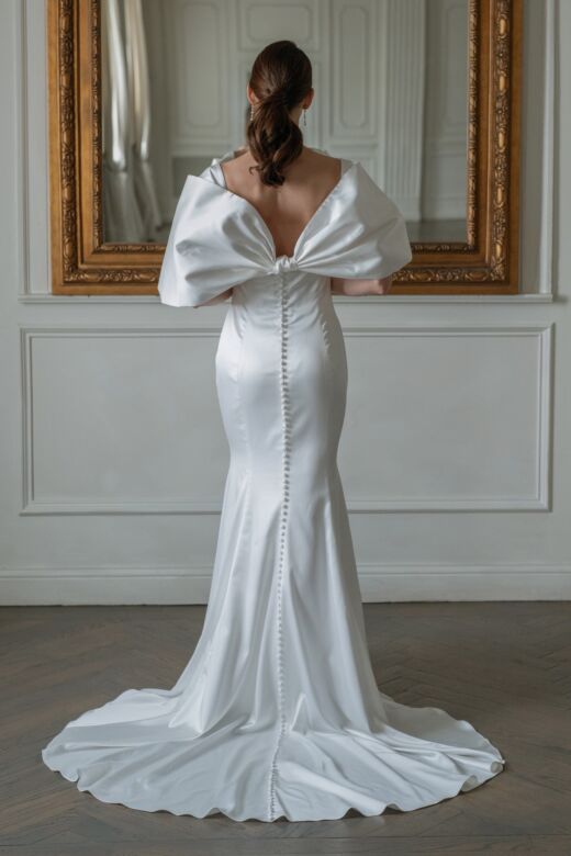 Locket 14217 Mercedes Wedding Dress