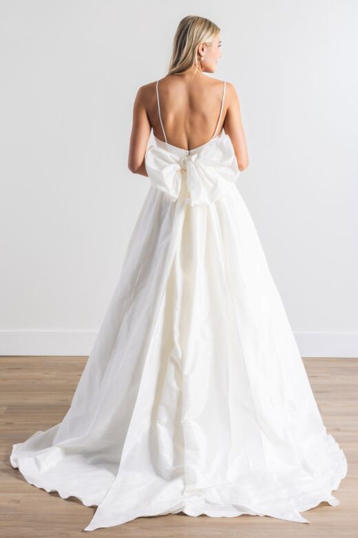 Locket 14225 Sapphie Wedding Dress