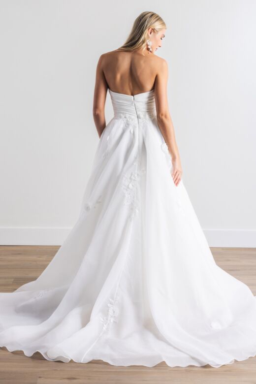 Locket 14805 Gabby Wedding Dress