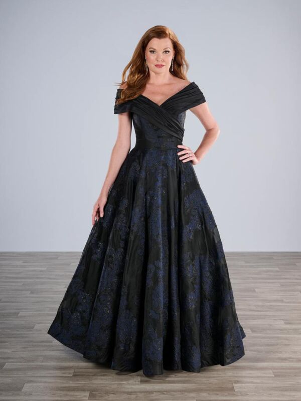 Black/Navy