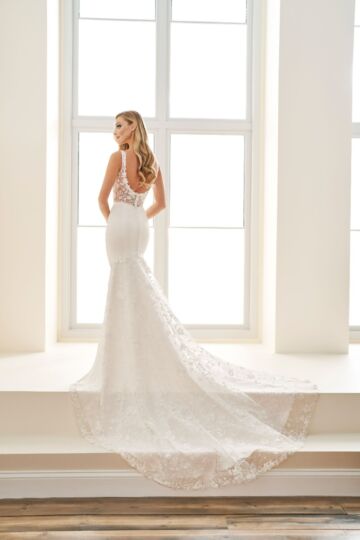 Enchanting by Mon Cheri E506 Lace Back Square Neck Wedding Gown