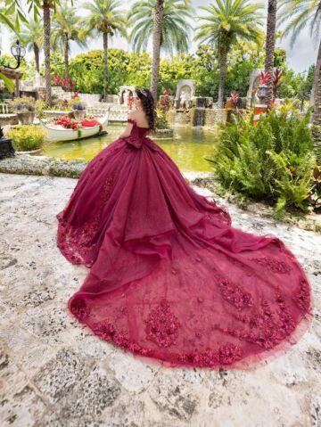House of Wu 26105 Removable Train Off-The-Shoulder Sweet 16 Dress