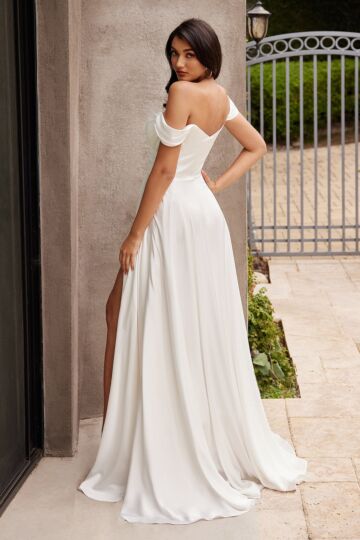 LaDivine 7493WC Sweetheart Neck V-Back Plus Size Bridal Dress