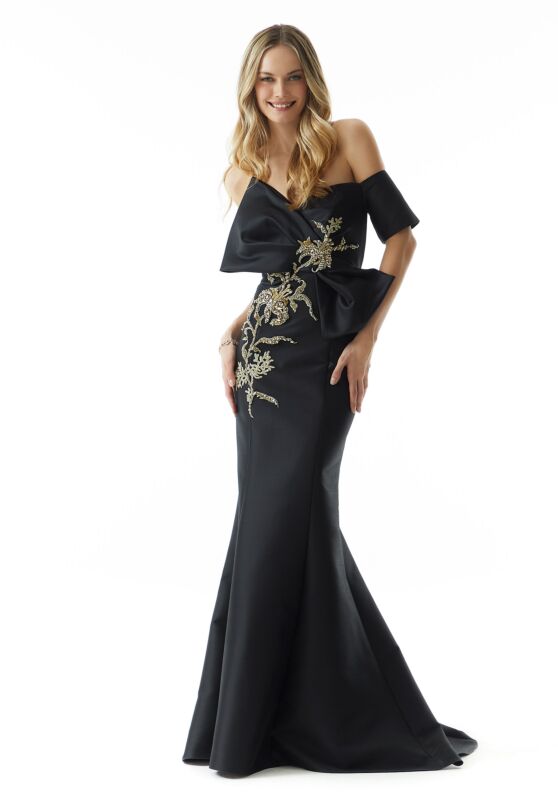 Black/Gold