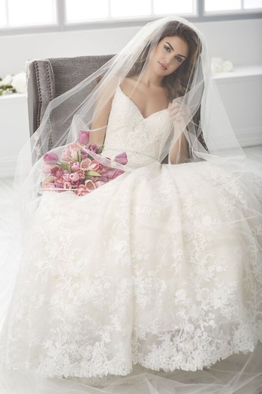 Christina Wu - Dress Style 15674