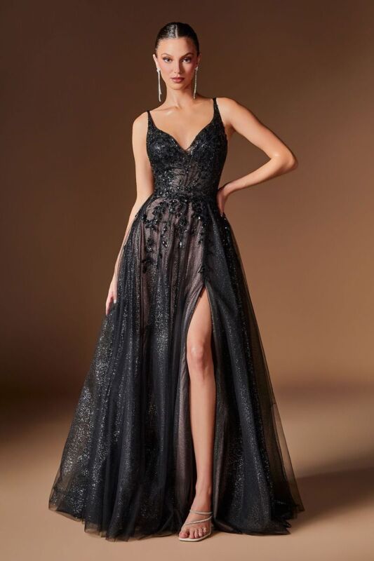 Black-Nude