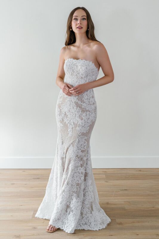 Ivory-Nude